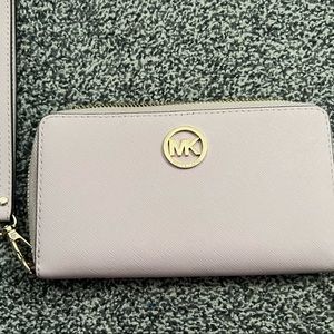 Michael Kors Wallet/ Wristlet